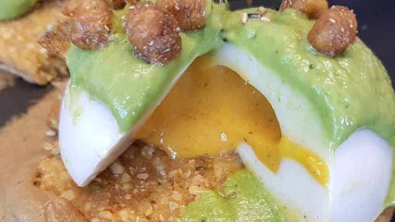 www.DetoxAndCure.com - How Collagen in Seaweed Revealed the Perfect Vegan Poached Eggs